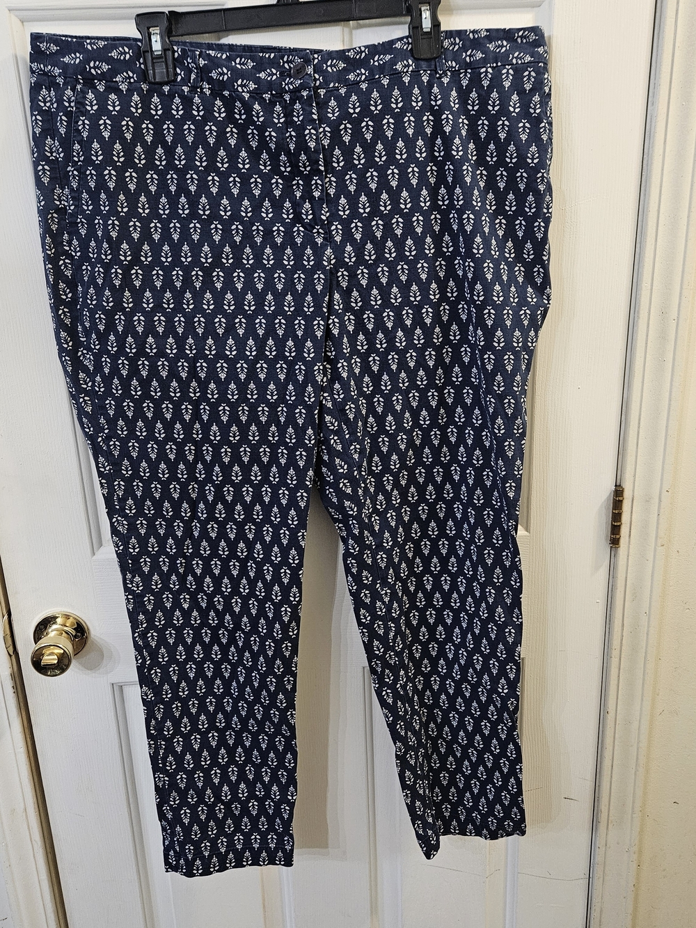 Talbots "The Weekend Chino" Ankle Pants 16W
